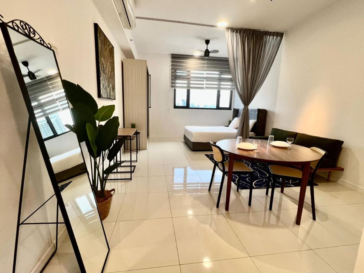 Chambers Serviced Suites Klcc By Cozy Stay Kuala Lumpur Exterior foto